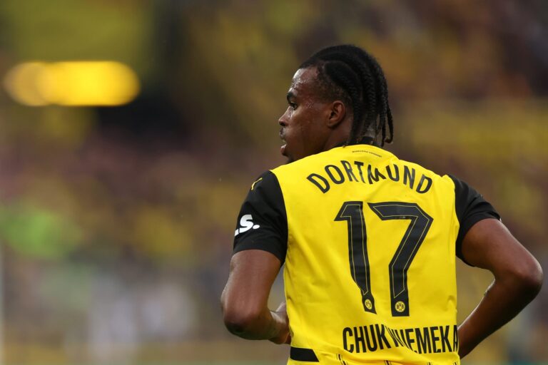 Jamie Gittens Pengejaran Chelsea Terhadap Bakat Muda Borussia Dortmund