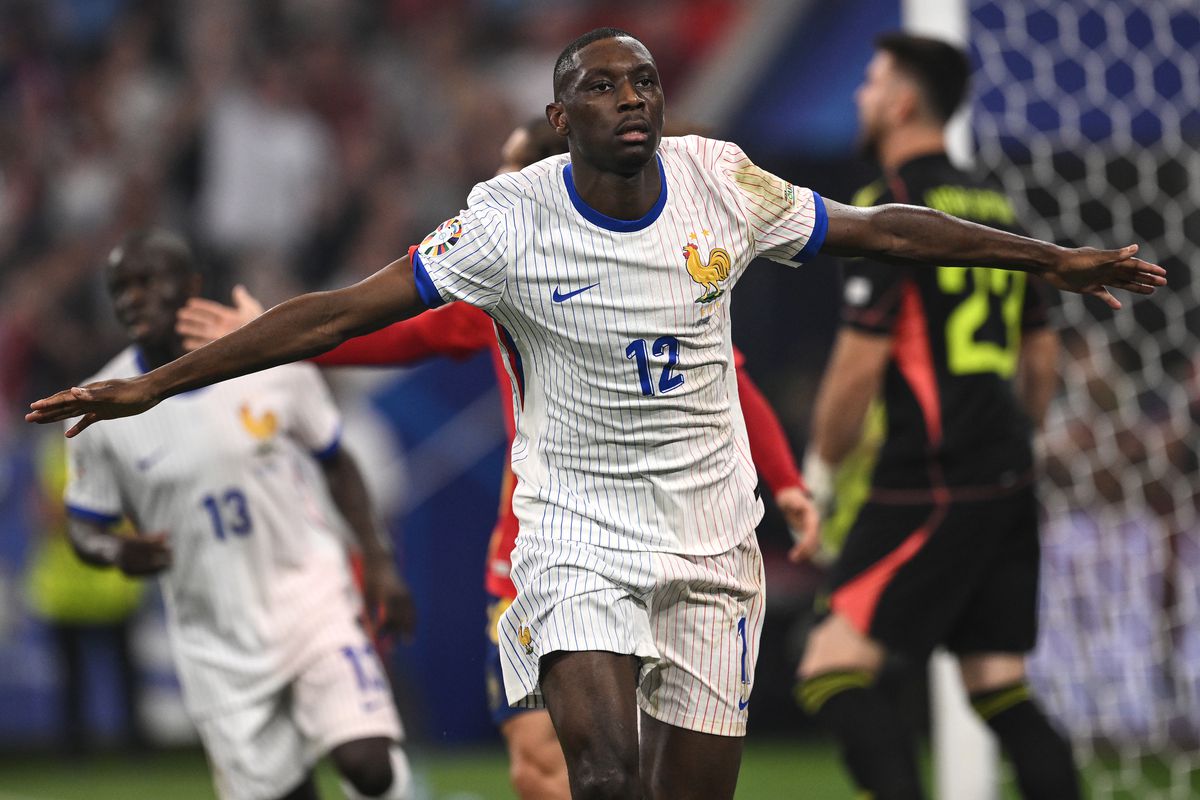 Ketertarikan Chelsea: Randal Kolo Sinyal Transfer Menguat
