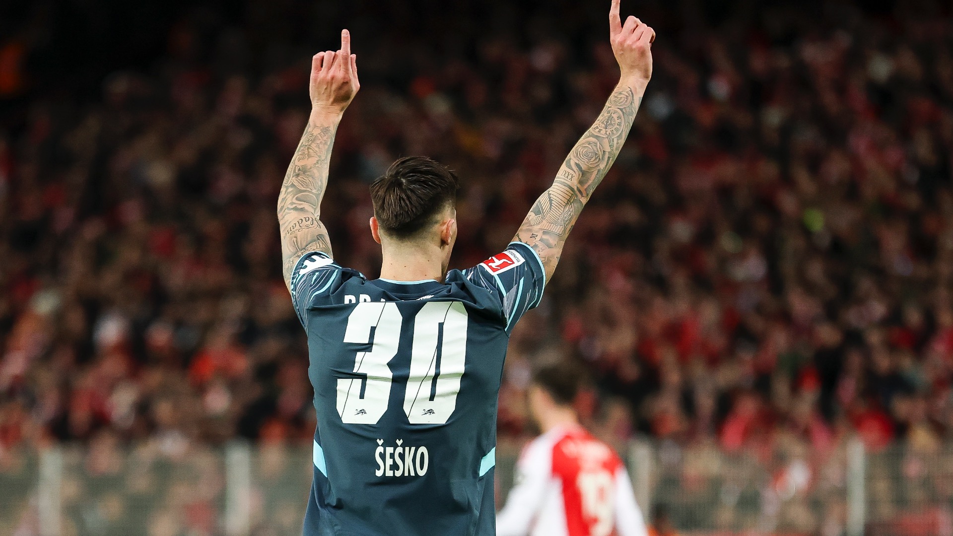 Arsenal Memperjuangkan Tanda Tangan Striker Benjamin Sesko temp